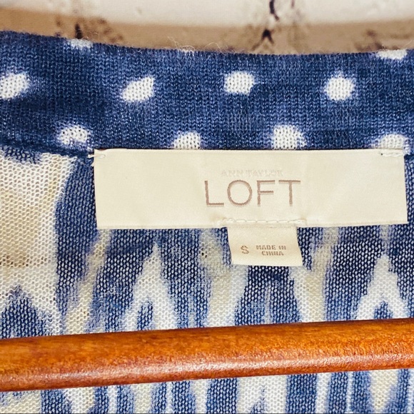 The Loft Navy Cardigan with Gap Tank Top Small - Picture 5 of 6